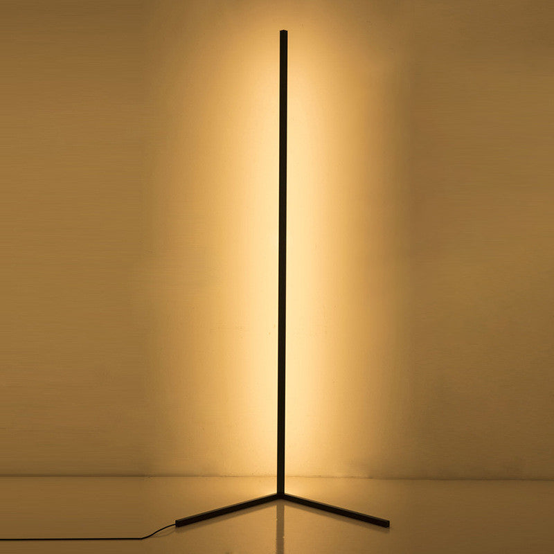 HomyPoint™ Light Triad LED Floor Lamp